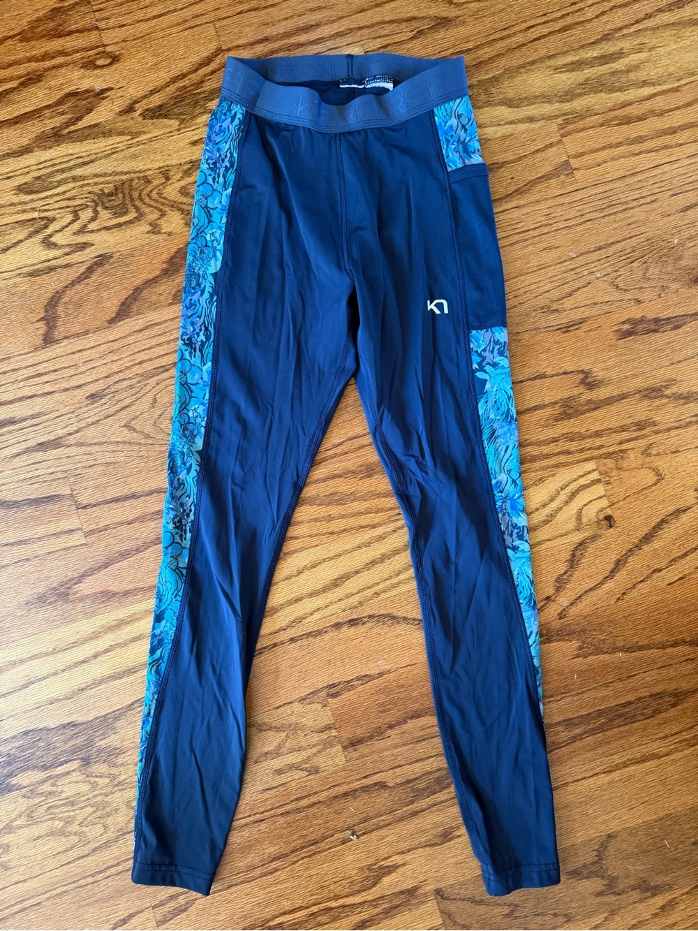 Kari Traa Navy Leggings with Aqua Floral Side Panels